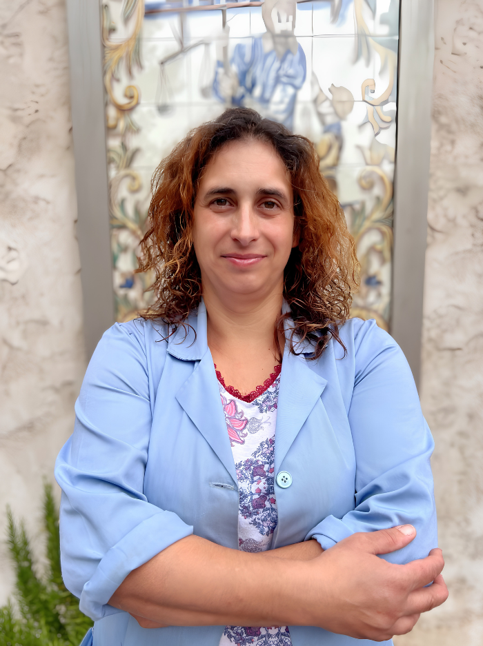Flávia Castro, Ajudante de Limpeza da Farmácia Teixeira Bessa.